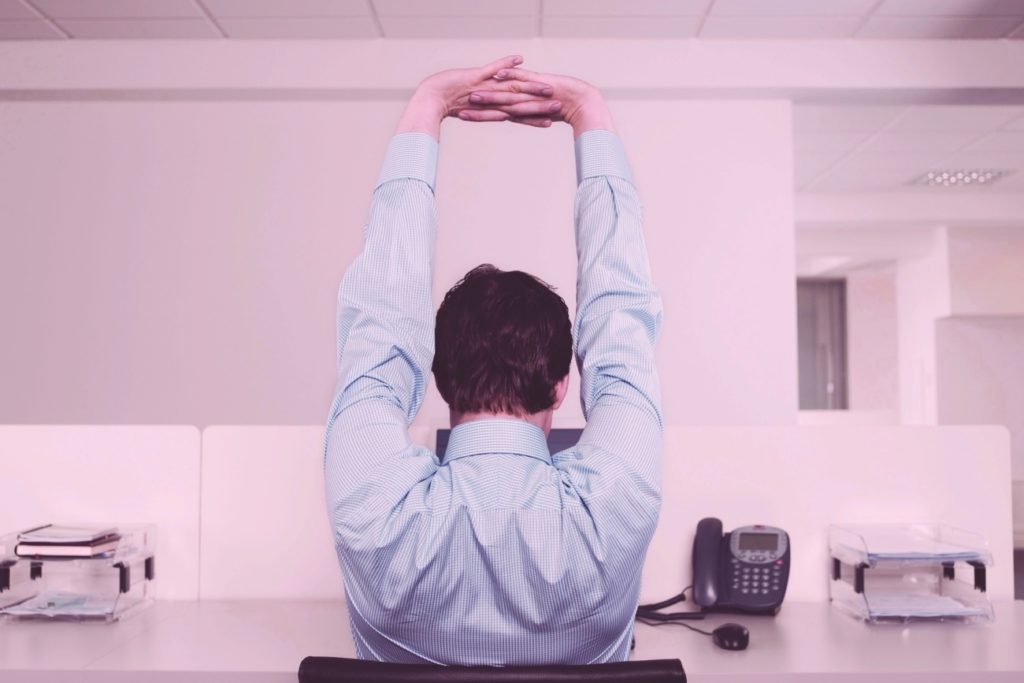 20150416130252-stuck-desk-give-stretches-try-infographic-man-desk-stretching-excercises - Numbers Low? Your Sales Team CAN Survive A Recession!