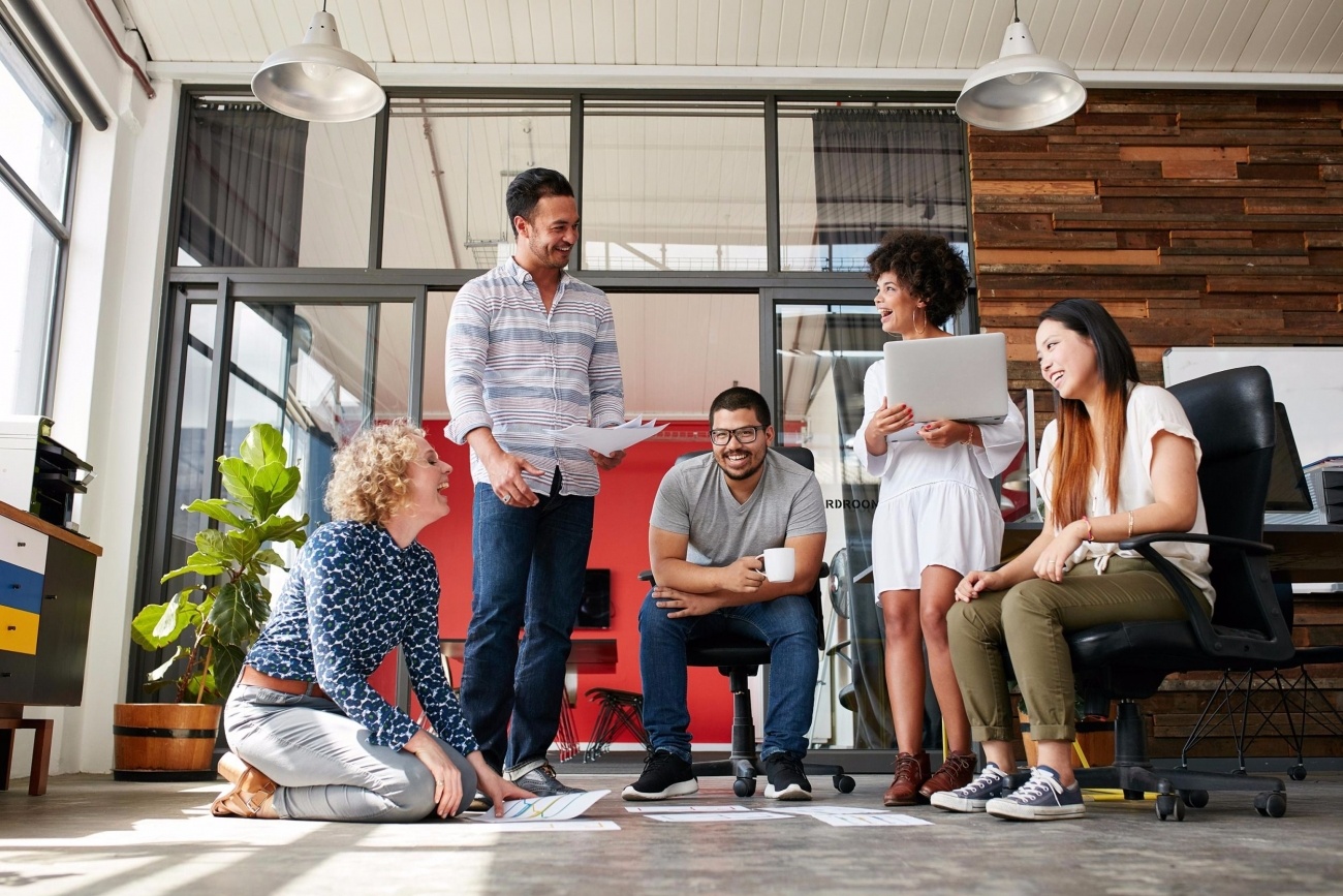 20160520171143-creative-people-company-culture-meetings-group-coworkers - Why Corporate Culture is More Than Just a Buzzword