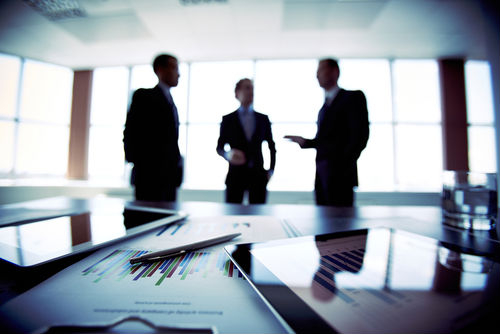 Employee-meeting - A 180-Degree Approach to the 360-Degree Assessment